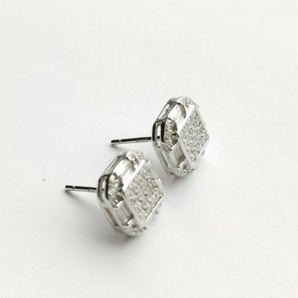 NEW, Art Deco styled earrings in Sterling Silver CZ - Picture 7 of 8